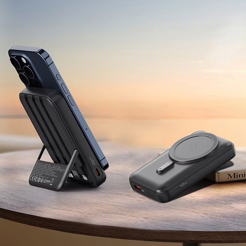 Повербанк з бездротовою зарядкою XO PR288 1xUSB-C, 1xUSB-A with Built-In USB-C/Lightning Cable 22.5W 10000mAh
