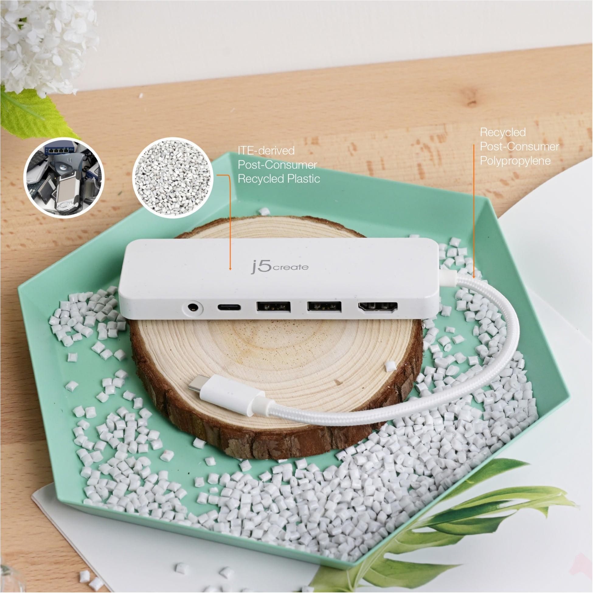 Порт-реплікатор J5CREATE Eco-Friendly 6-in-1 USB-C Multi-Port Hub with PD100W Rose (JCD373ER-N)