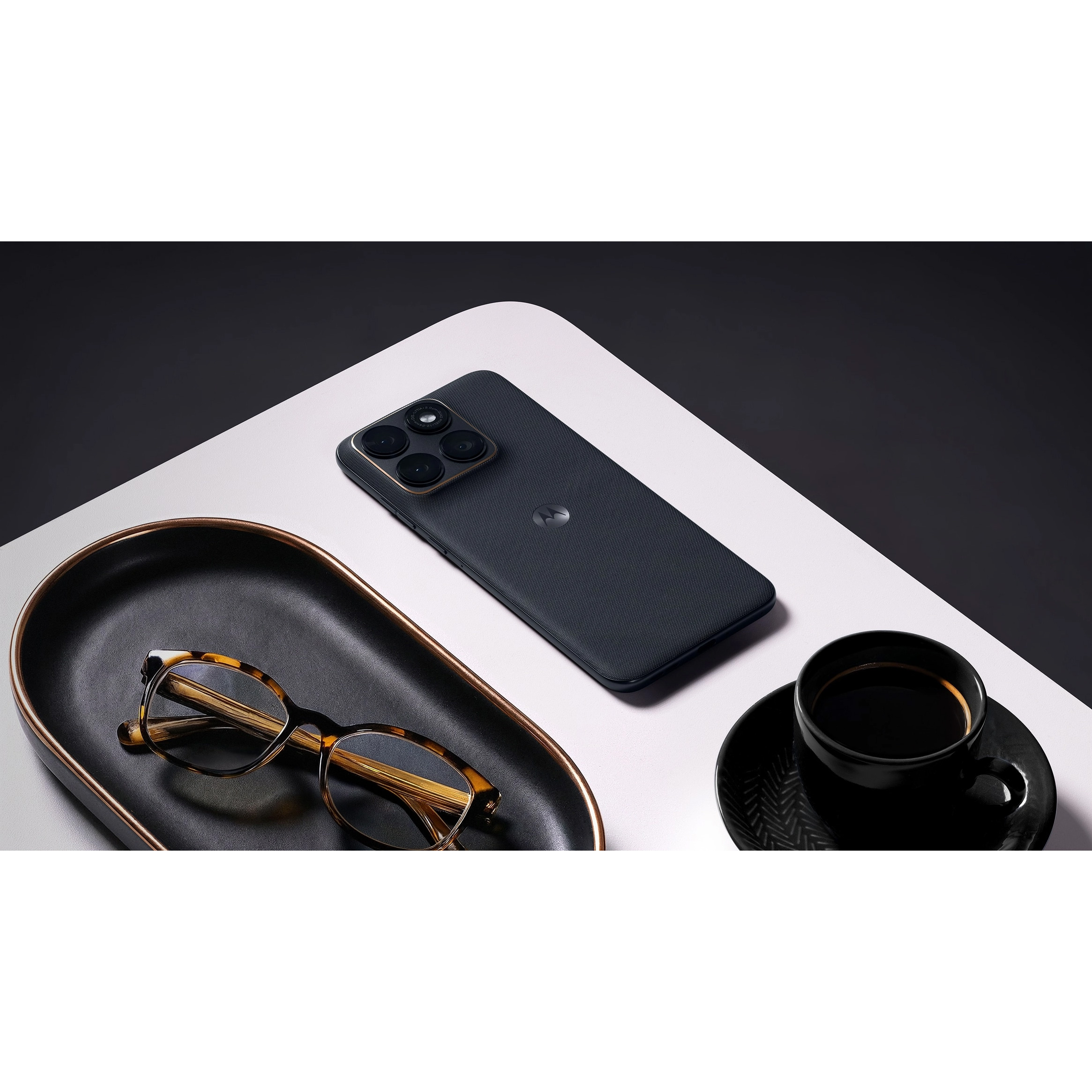Смартфон MOTOROLA Edge 70 Fusion 5200mAh 8/256GB Silhouette (PBBD0022RS)