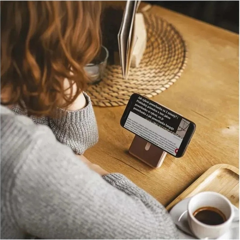 Повербанк с беспроводной зарядкой EMOS B0552RG 20W 10000mAh Rose Gold