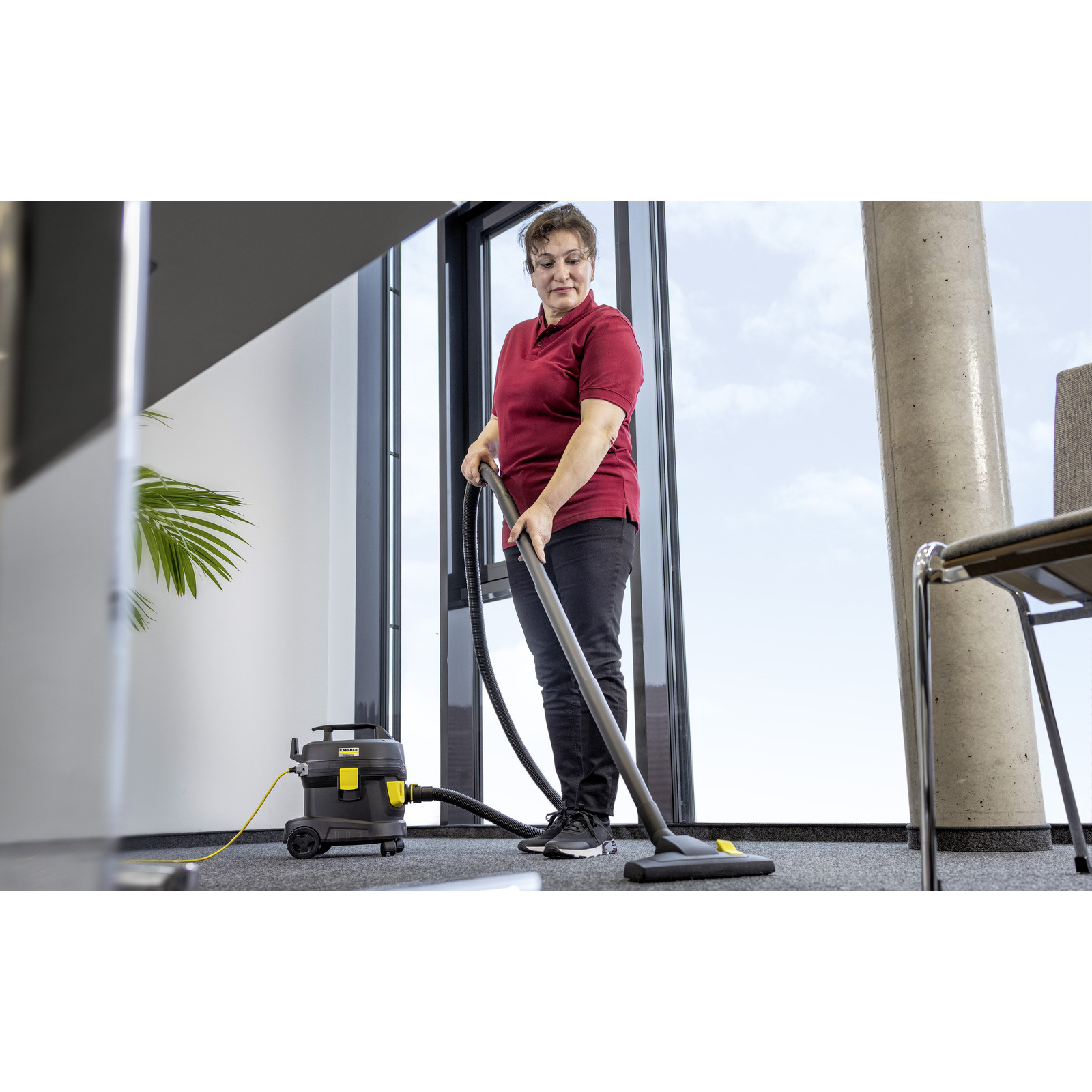 Пилосос професійний KARCHER T 11/1 Classic Adv Re!Plast Go!Further (1.527-222.0)