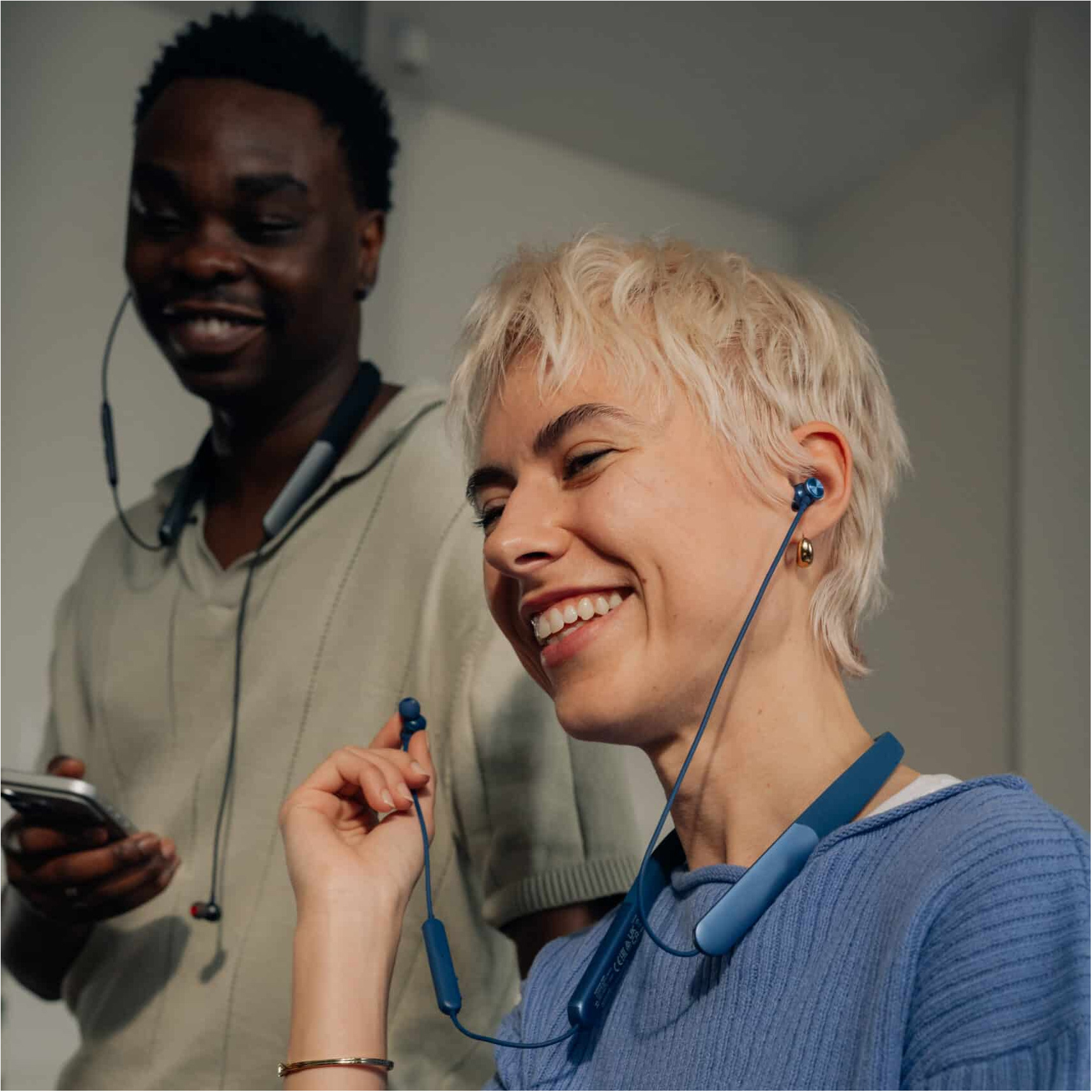 Наушники VERBATIM TruSound Pro Blue