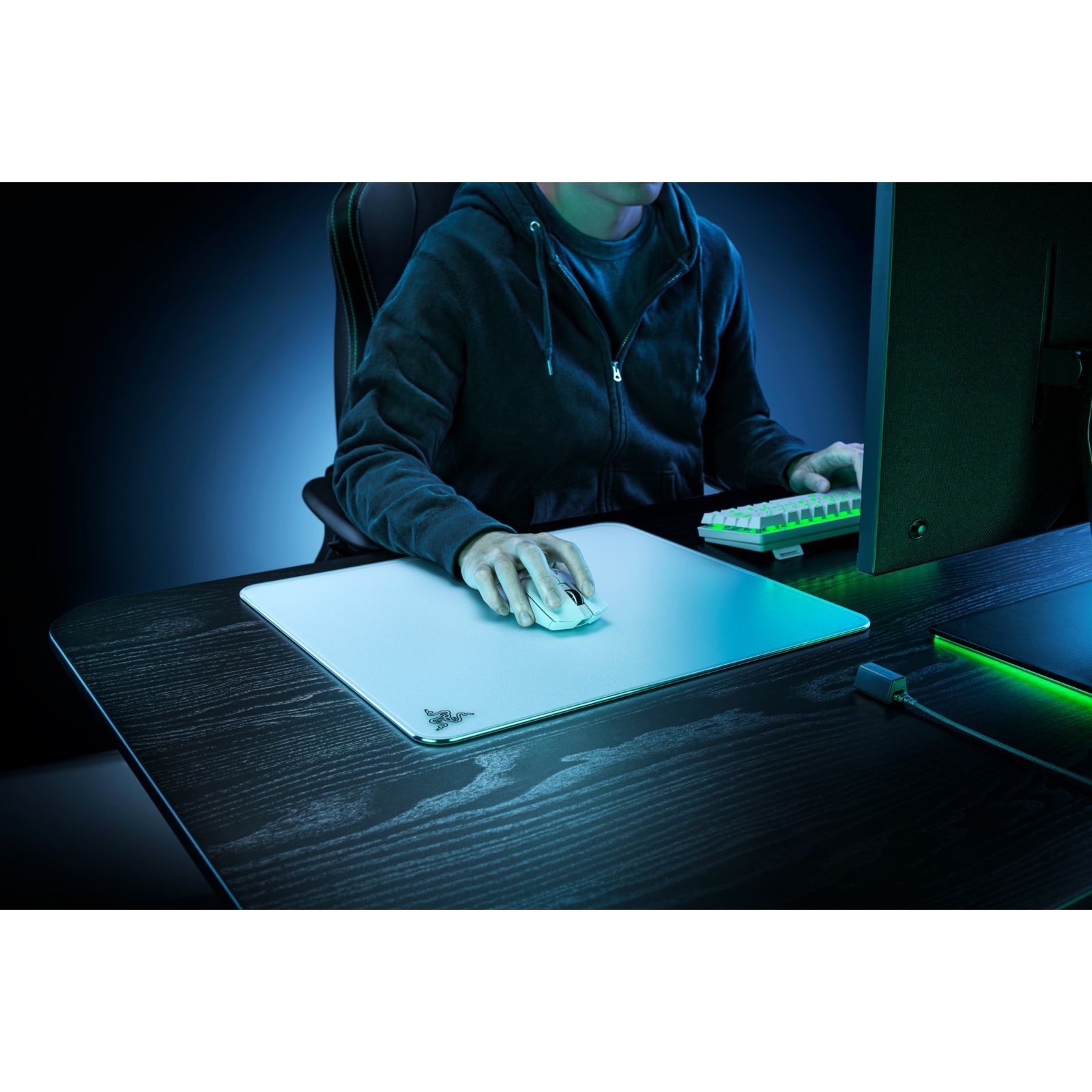 Коврик для мыши RAZER Atlas PRO White (RZ02-05760200-R3M1)