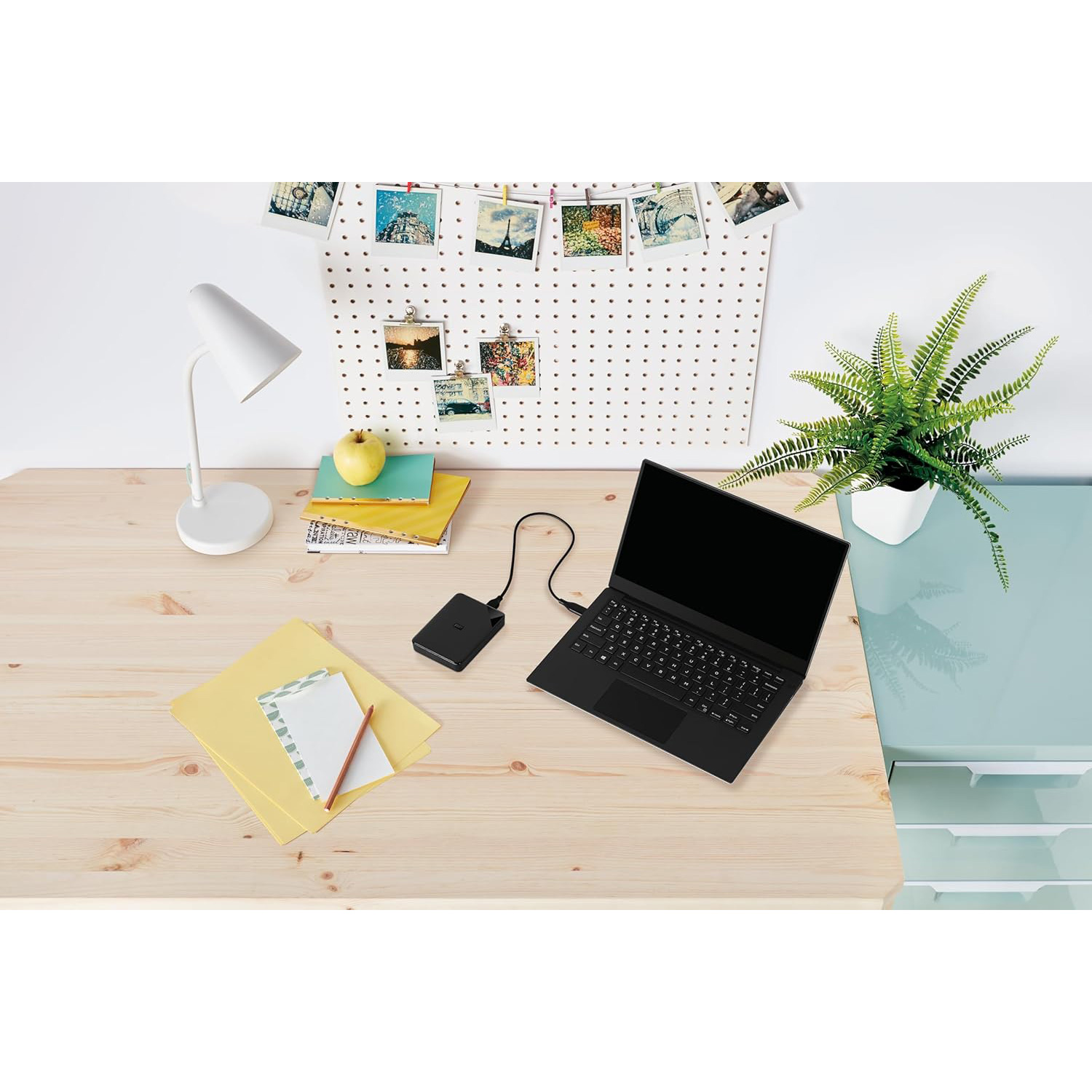 Портативный жёсткий диск WD Elements AE 5TB USB3.2 (WDBEBA0050BBK-WESN)
