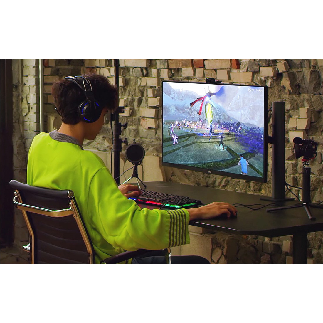 Монітор 31.5" LG UltraFine Ergo 32UN880K-B