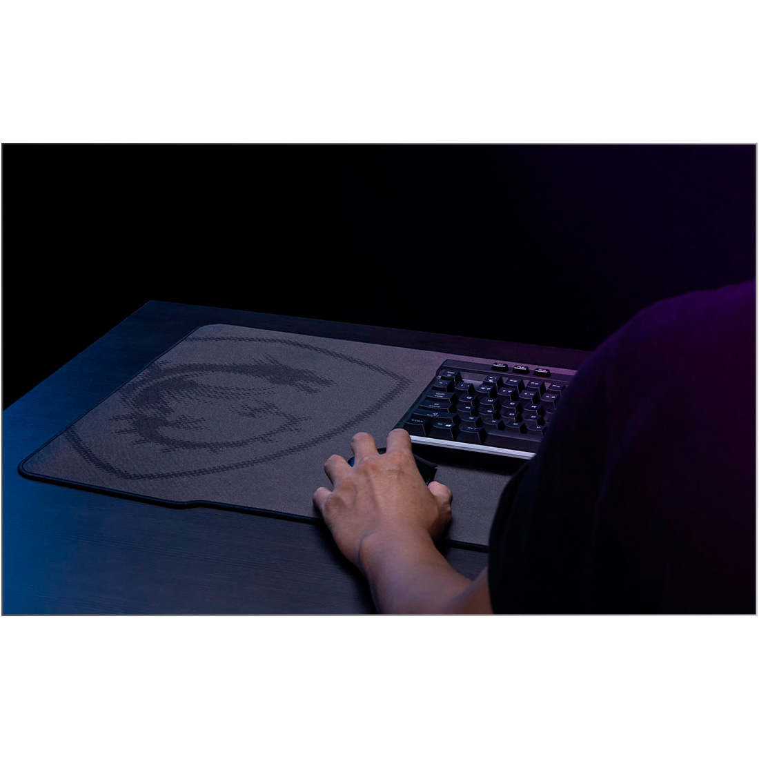 Игровая поверхность MSI Agility GD73 900x400