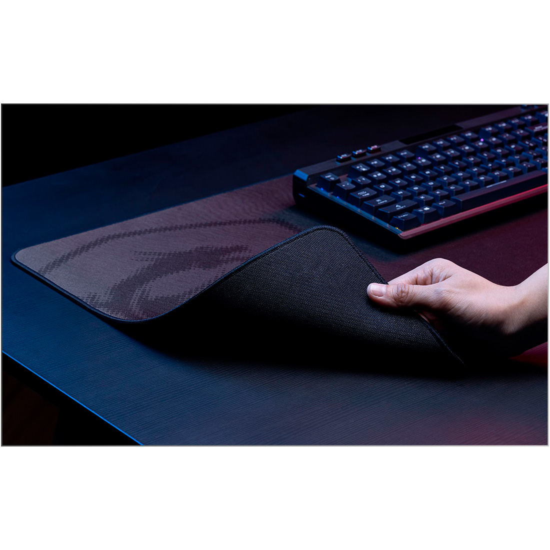 Игровая поверхность MSI Agility GD73 900x400