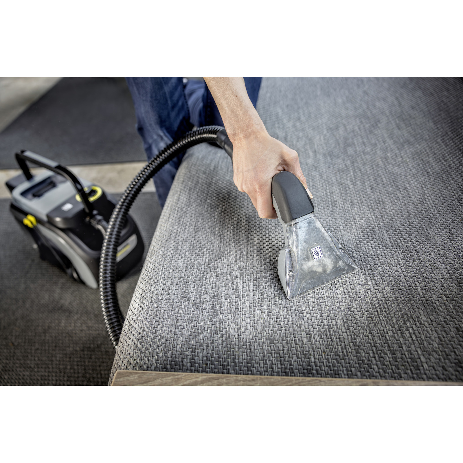 Пылесос профессиональный KARCHER Puzzi 2/1 Bp (1.101-750.0)