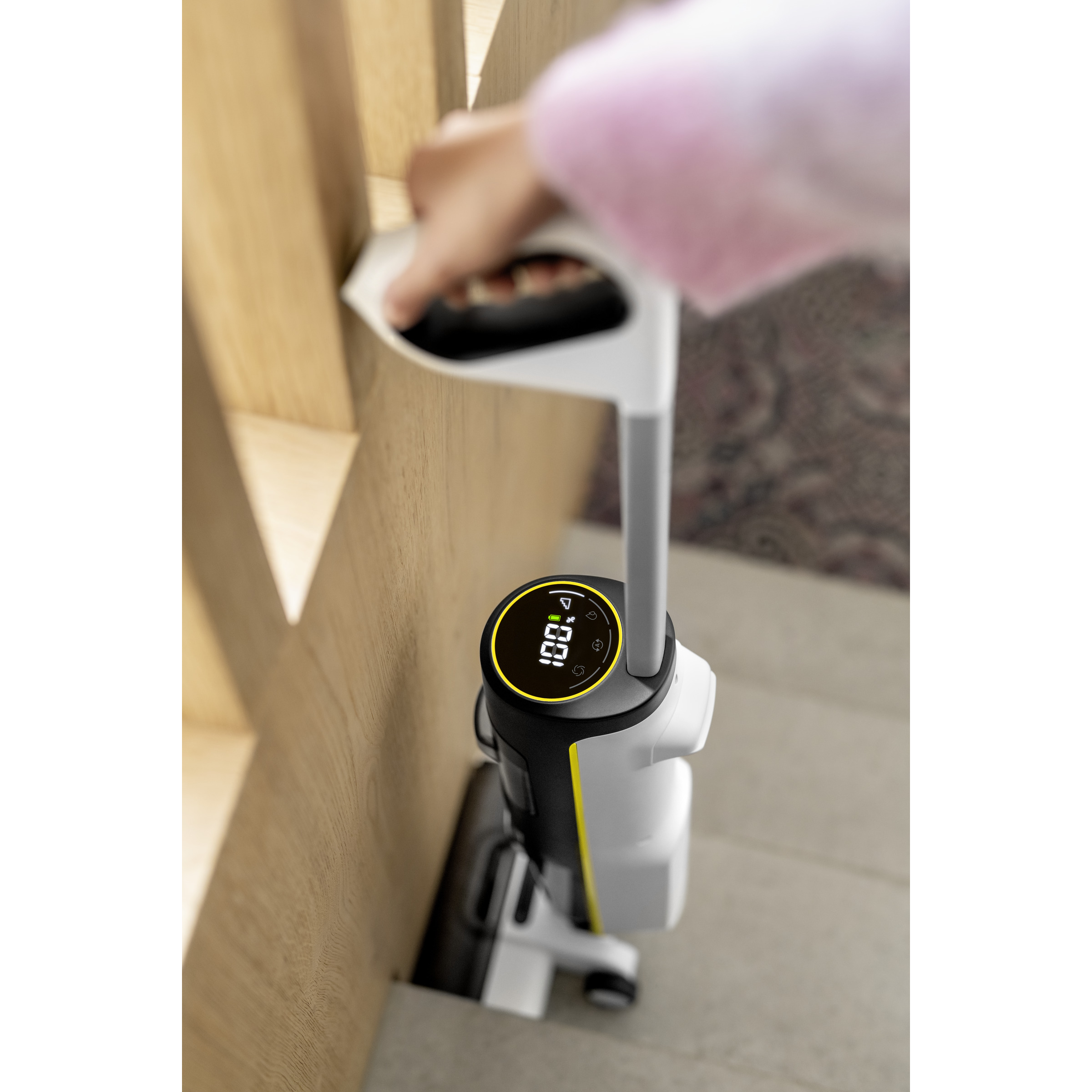 Пилосос вертикальний KARCHER FCV 4 Dry Extra (1.056-136.0)