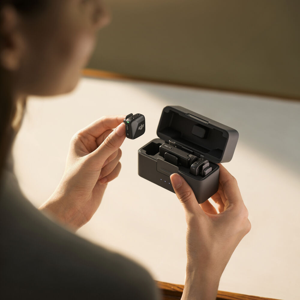 Беспроводной петличный микрофон DJI Mic Mini 2TX+1RX Infinity Black (CP.RN.00000433.01)