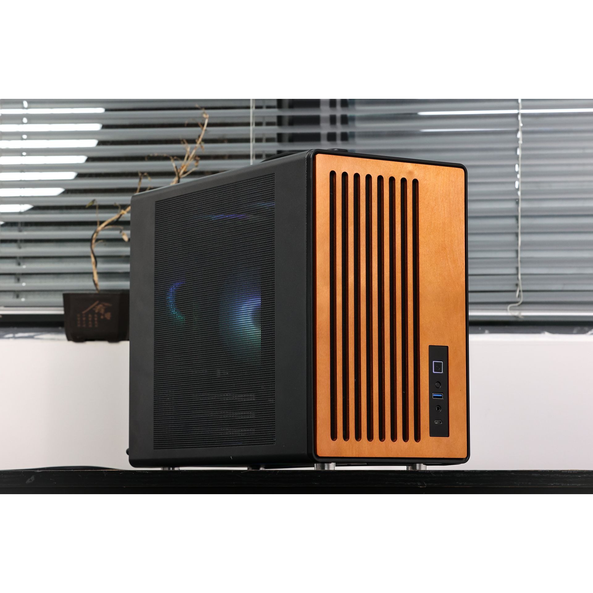 Корпус DARKFLASH WD200 Black
