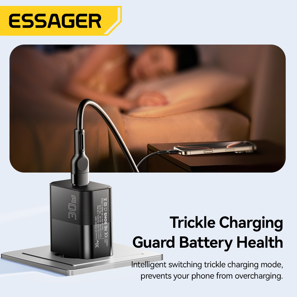 Зарядное устройство ESSAGER GaN PD30W Travel Charger Black w/Type-C cable (E30JSB1-SYTT1-T)