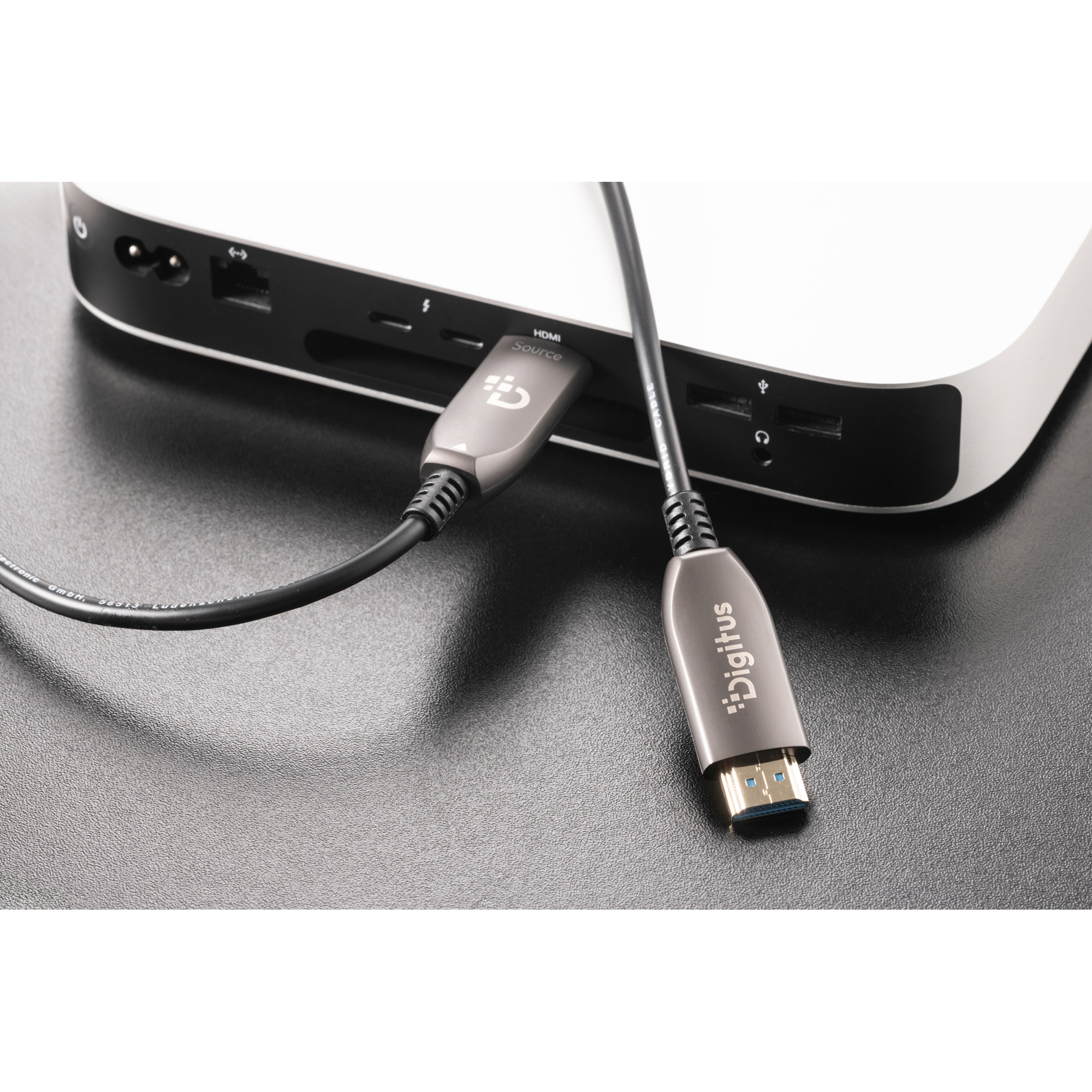 Кабель оптичний (AOC) DIGITUS UHD 8K Hybrid Fiber Optic HDMI v2.1 40м Black (AK-330126-400-S)