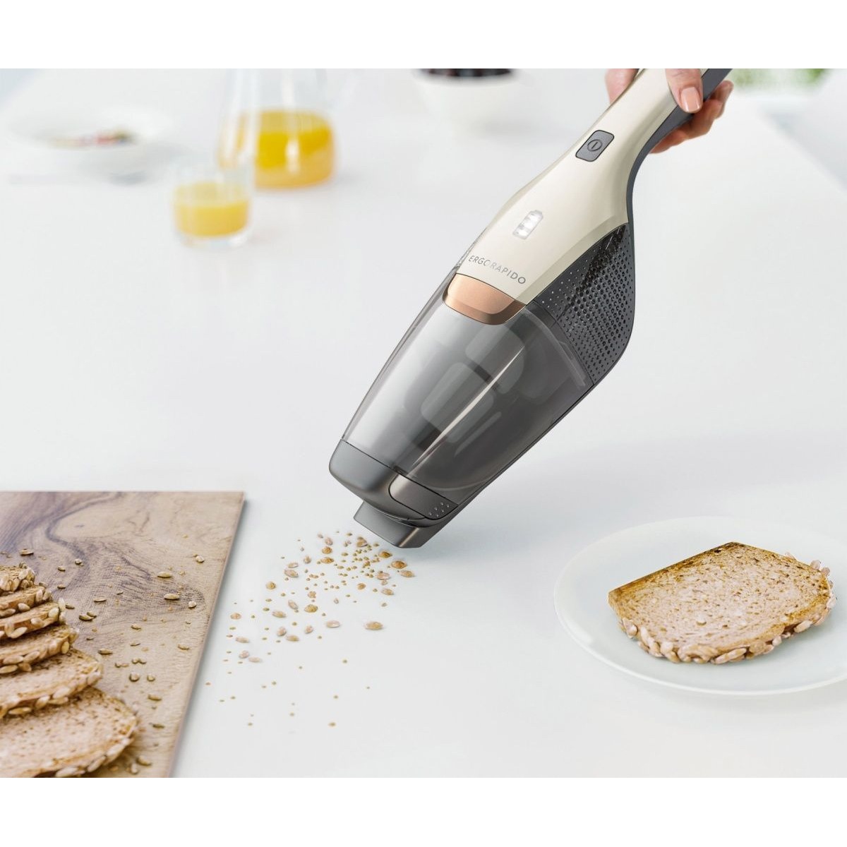 Пылесос ELECTROLUX Ergorapido Classic EERC73SW (EERC75SW)