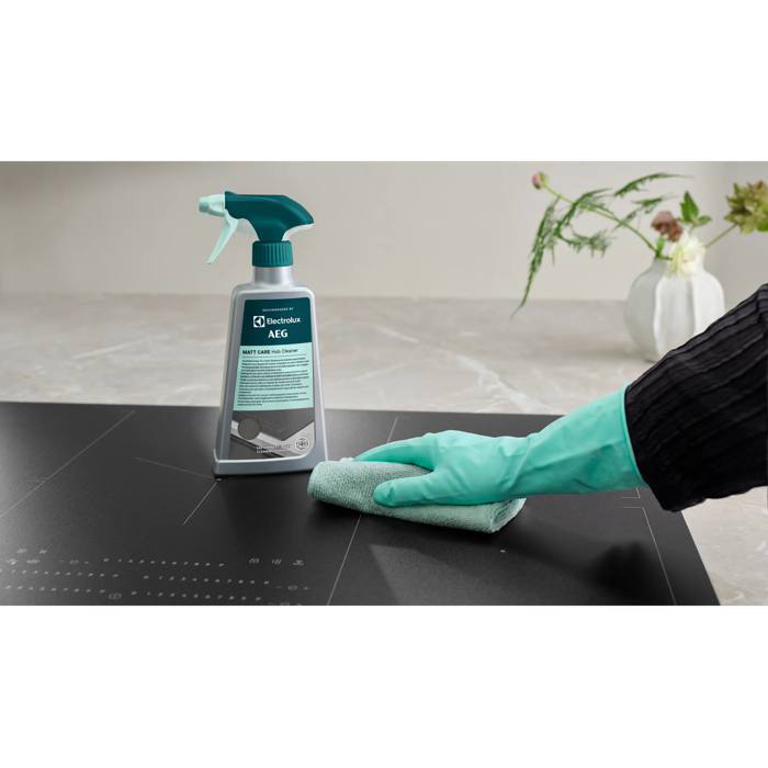 Средство для очистки матовых варочных поверхностей ELECTROLUX SaphirMatt Hob Cleaner M2HCMC01 500мл (9029866937)
