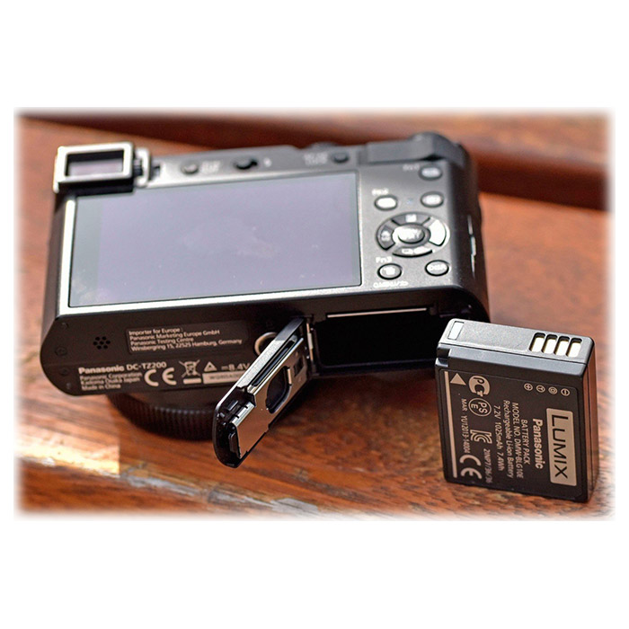 Фотоаппарат PANASONIC Lumix DC-TZ200 Black (DC-TZ200EE-K)