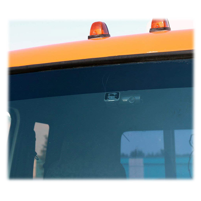 Автомобильный видеорегистратор с камерой заднего вида BLACKVUE DR650S-2CH Truck