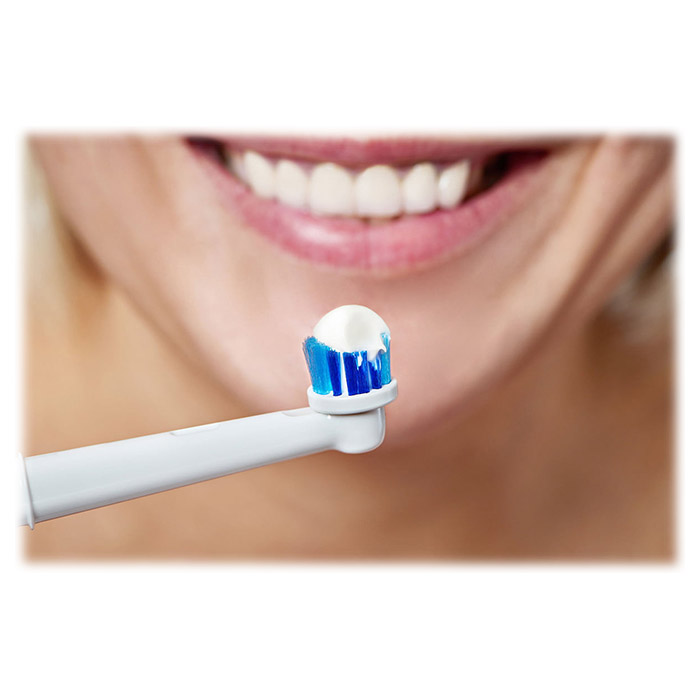 Зубная щётка BRAUN ORAL-B Vitality 3D White D12.513 (84855530)