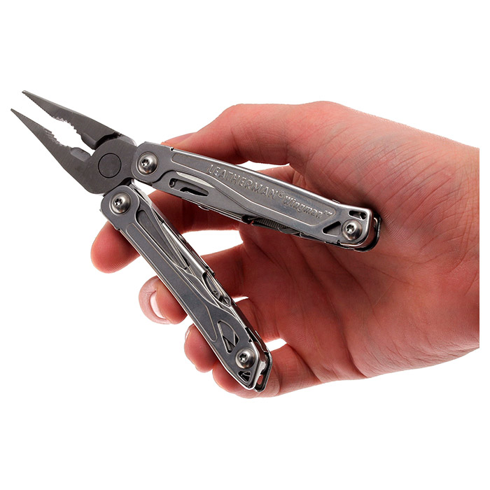 Мультитул LEATHERMAN Wingman Stainless Steel Nylon Sheath (832523)