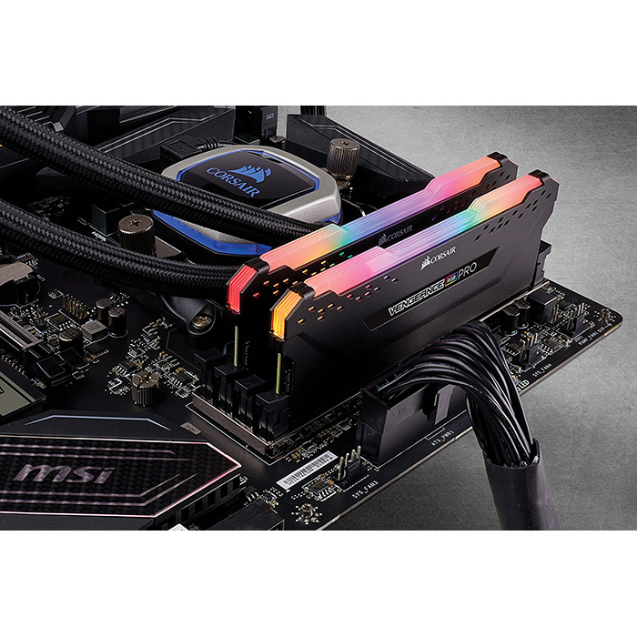 Модуль пам'яті CORSAIR Vengeance RGB Pro Black DDR4 3600MHz 16GB Kit 2x8GB (CMW16GX4M2C3600C18)