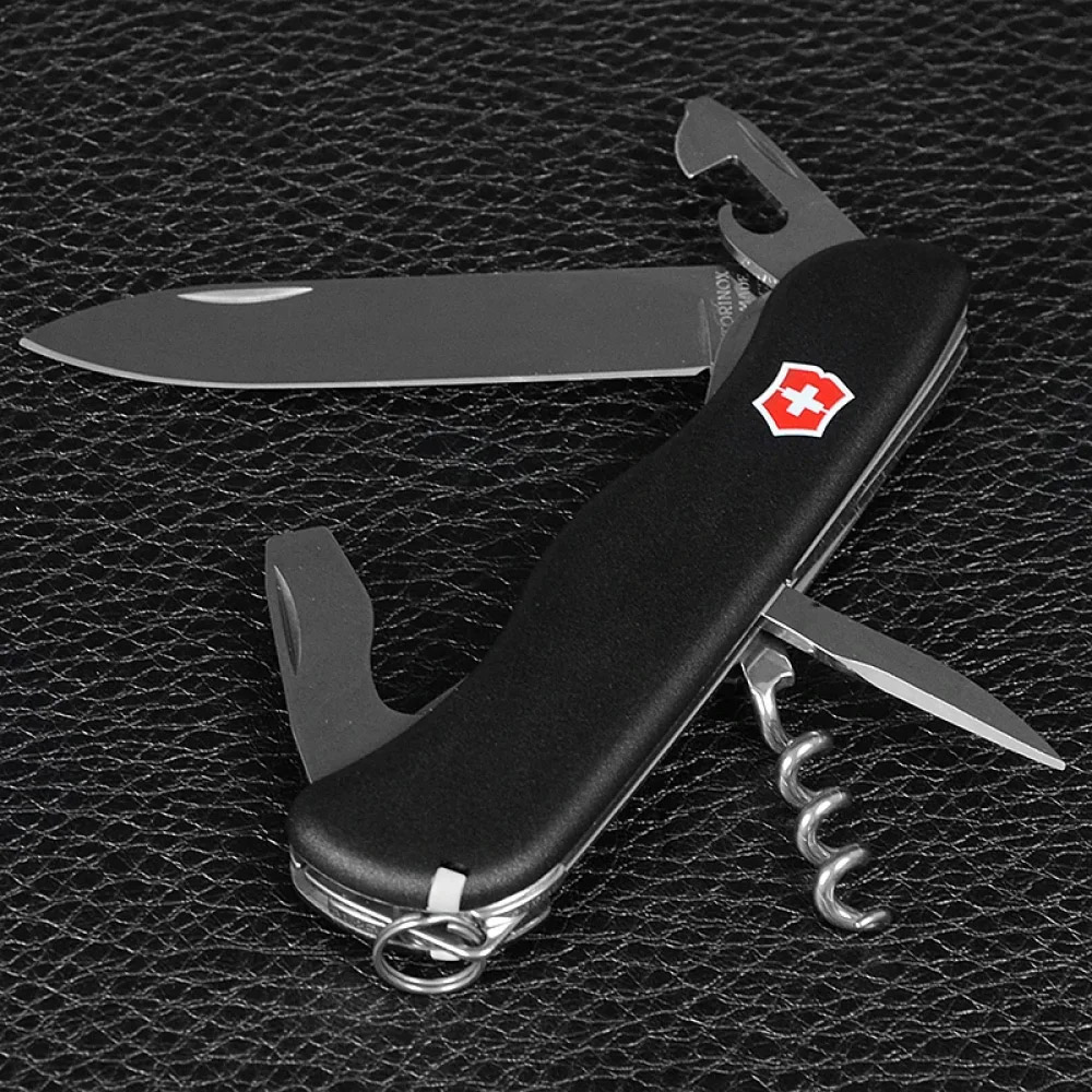 Швейцарський ніж VICTORINOX Nomad Black (0.8353.3)