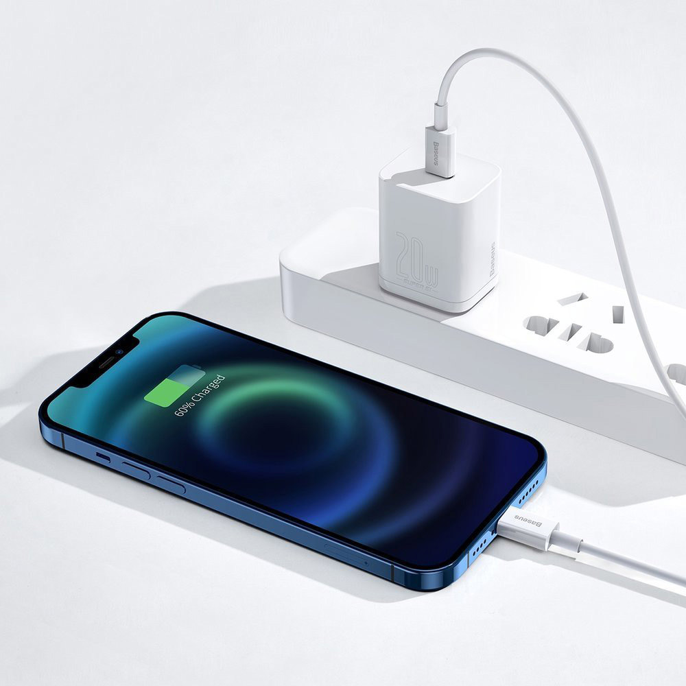 Кабель BASEUS Superior Series Fast Charging Data Cable Type-C to Lightning PD 20W 0.25м White (CATLYS-02)