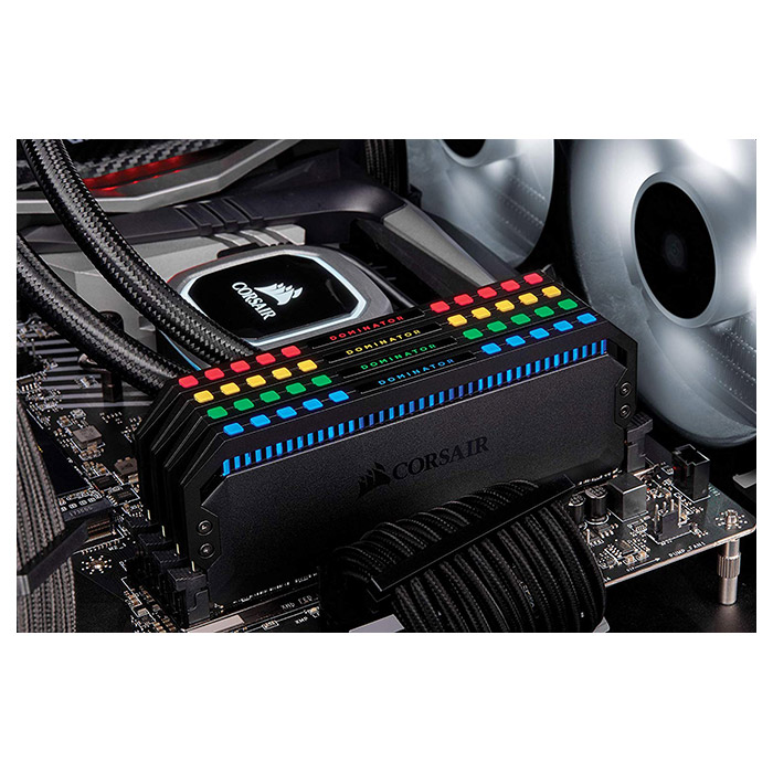 Модуль пам'яті CORSAIR Dominator Platinum RGB Black DDR4 3600MHz 16GB Kit 2x8GB (CMT16GX4M2K3600C16)
