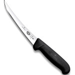 Кухонний ніж для обвалки VICTORINOX Fibrox Boning Flexible Black 150мм (5.6203.15)