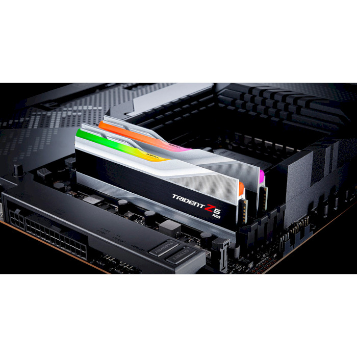 Модуль памяти G.SKILL Trident Z5 RGB Metallic Silver DDR5 6000MHz 32GB Kit 2x16GB (F5-6000J4040F16GX2-TZ5RS)