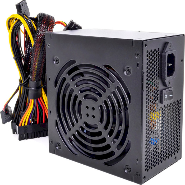 Блок питания 650W QUBE QBC-GPM-650W-80B Bulk