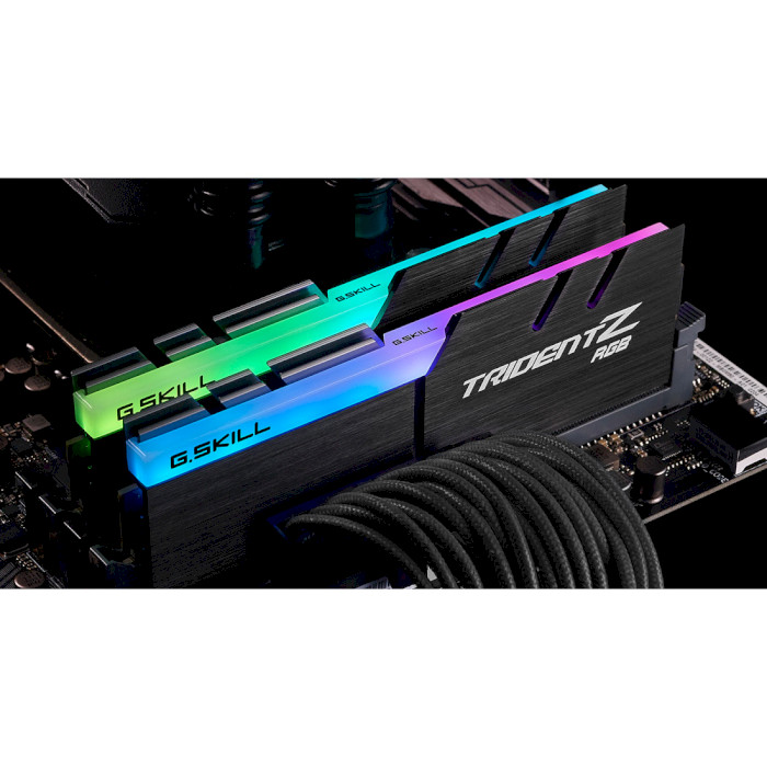 Модуль пам'яті G.SKILL Trident Z RGB DDR4 4600MHz 32GB Kit 2x16GB (F4-4600C20D-32GTZR)