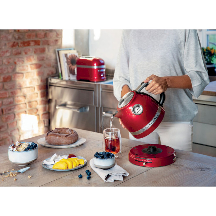 Электрочайник KITCHENAID Artisan 1.5L Kettle 5KEK1522 Candy Apple (5KEK1522ECA)