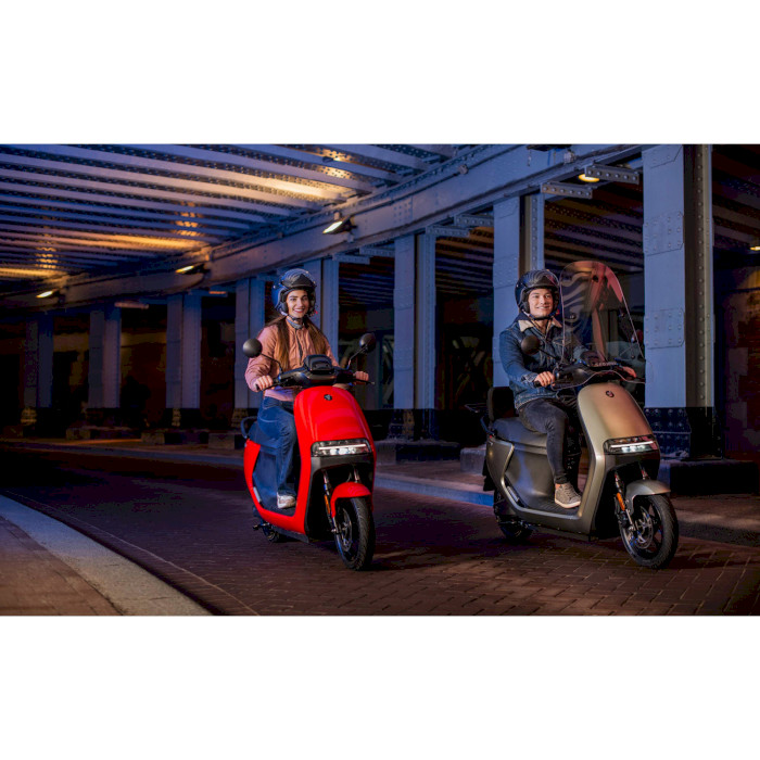 Електроскутер NINEBOT BY SEGWAY eScooter E110S Glossy Intense Red (AA.50.0002.51)