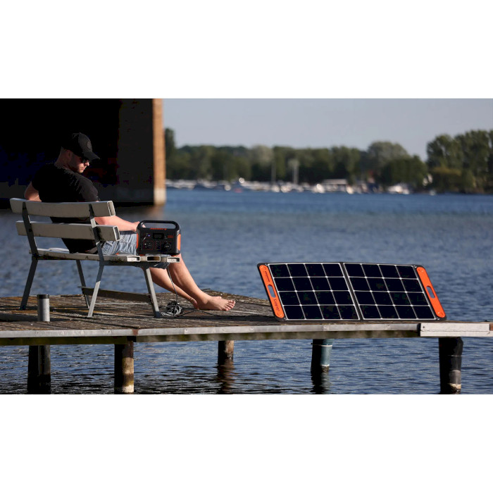 Портативна сонячна панель JACKERY SolarSaga 100W