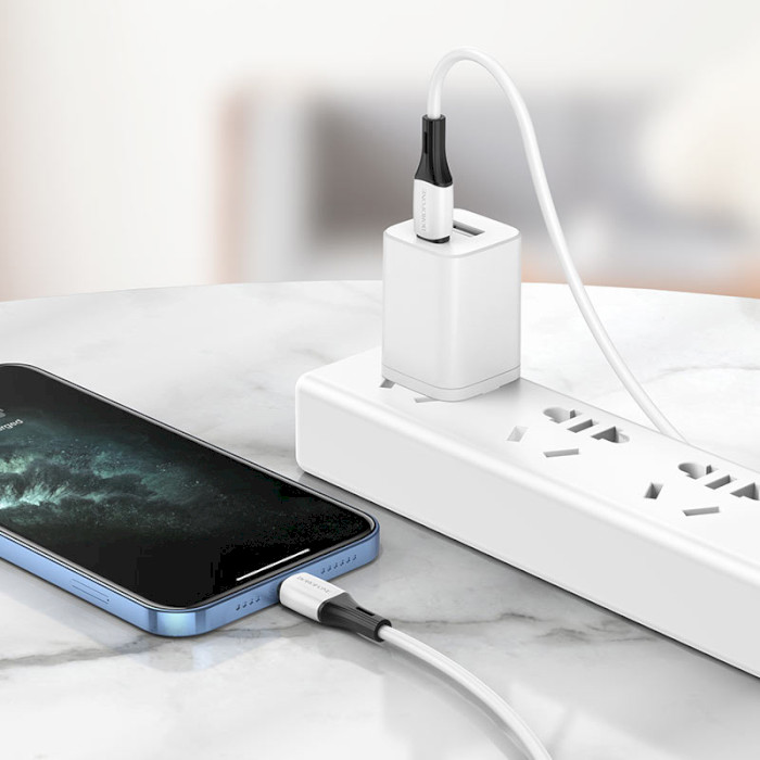 Кабель BOROFONE BX79 Silicone USB-C to Lightning PD 20W 1м White