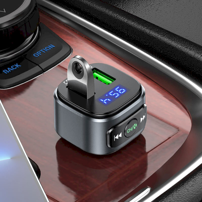 FM-трансмітер HOCO E67 Fighter QC3.0 Car Charger with FM Transmitter