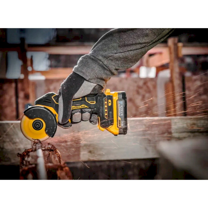 Акумуляторна торцювальна пила DEWALT DCS438N