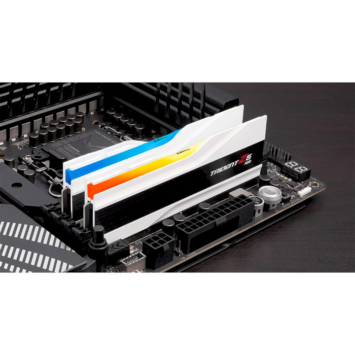 Модуль памяти G.SKILL Trident Z5 RGB Matte White DDR5 6400MHz 64GB Kit 2x32GB (F5-6400J3239G32GX2-TZ5RW)
