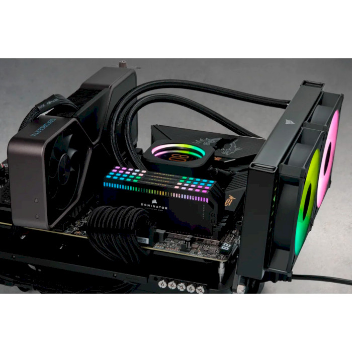 Модуль памяти CORSAIR Dominator Platinum RGB Black DDR5 6200MHz 64GB Kit 4x16GB (CMT64GX5M4B6200C32)