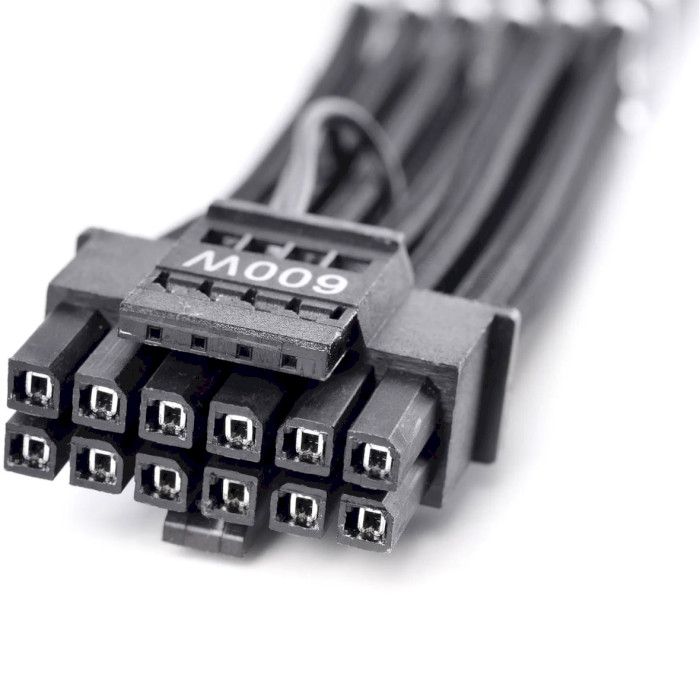 Кабель-удлинитель питания видеокарты QUBE PCIe 5.0 GPU Cable 600W 12VHPWR to 3x8-pin Black (QBW12+4PB)