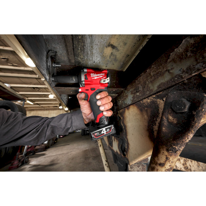 Аккумуляторный гайковёрт MILWAUKEE M12 FIWF12-422X (4933464616)