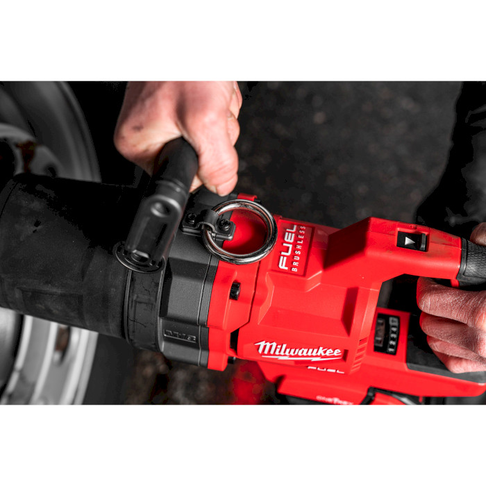 Аккумуляторный гайковёрт MILWAUKEE M18 ONEFHIWF1DS-121C (4933472071)