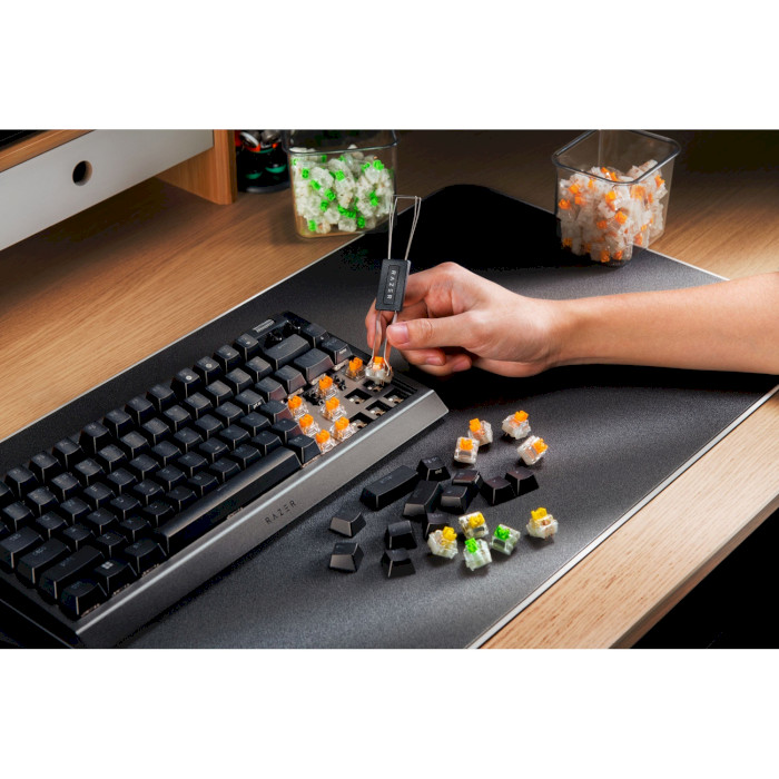 Клавиатура RAZER BlackWidow V4 75% Orange Switch Black (RZ03-05000100-R3M1)