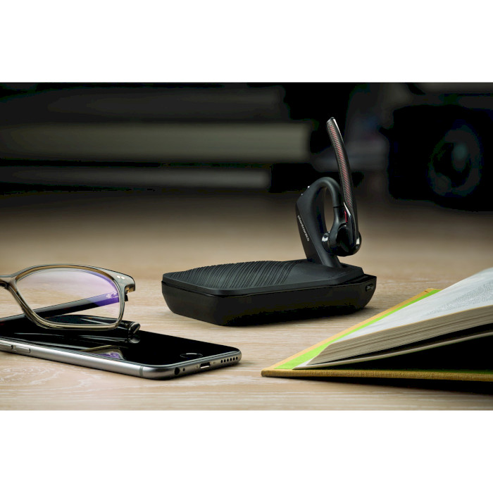Bluetooth гарнітура POLY Voyager 5200 UC USB-A + BT700 (7K2F3AA)