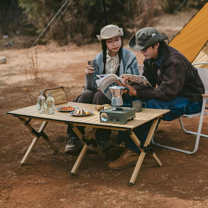 Кемпінговий стіл NATUREHIKE Outdoor Lightweight Aluminium Oak Grain Omelet Table S 60x57см Oak (CNK2300JU010-S-OK)