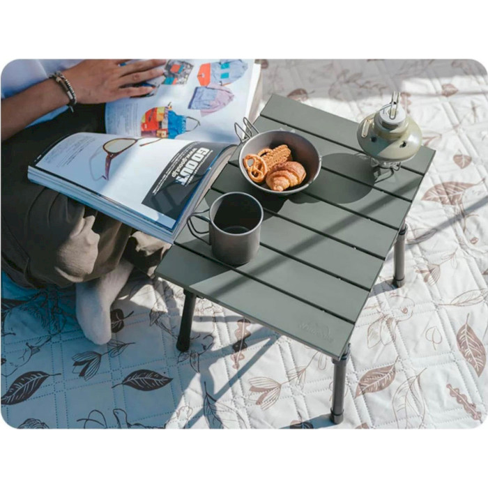 Кемпинговый стол NATUREHIKE Outdoor Aluminum Alloy Small Square Table 40.5x29см Green (CNH22JU050-GR)