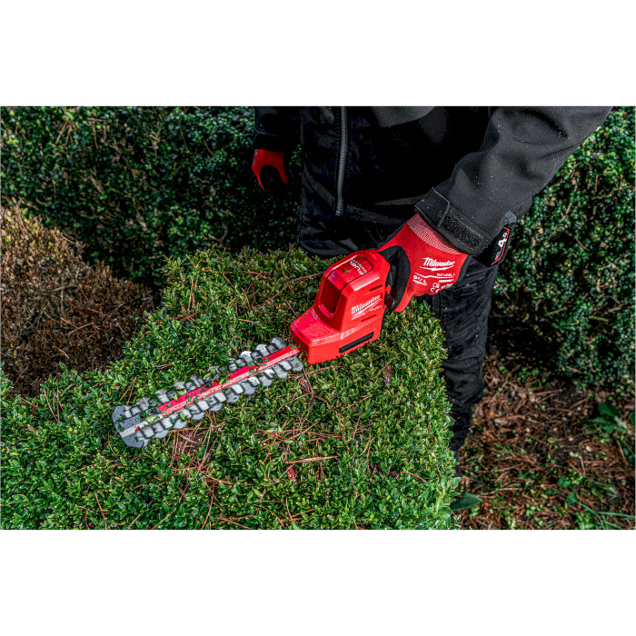 Кущоріз електричний MILWAUKEE M12 FHT20-0