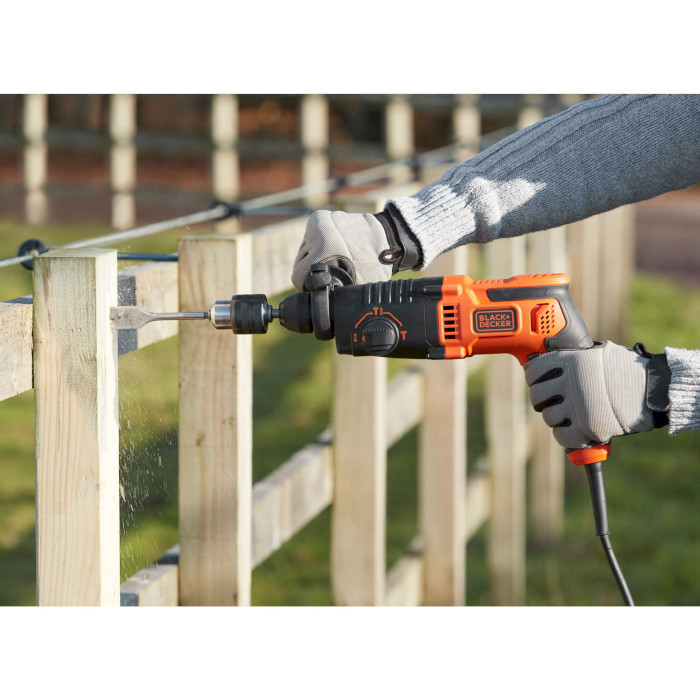 Перфоратор BLACK+DECKER BEHS01 SDS-plus