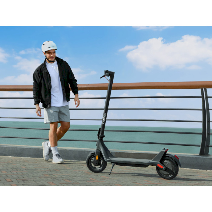 Электросамокат XIAOMI Electric Scooter 4 Lite 2nd Gen (BHR8052GL)