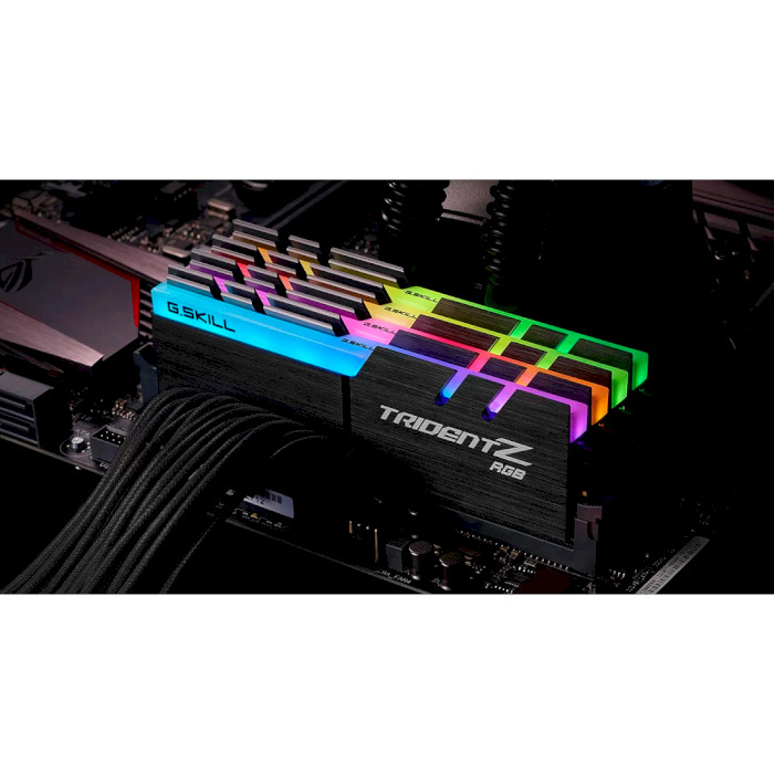 Модуль пам'яті G.SKILL Trident Z RGB DDR4 3600MHz 128GB Kit 4x32GB (F4-3600C18Q-128GTZR)